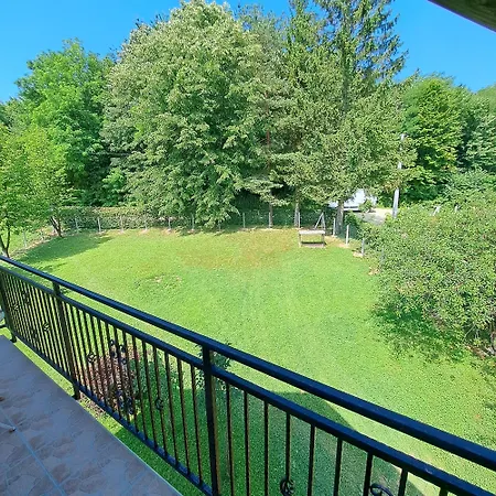 Vakantiehuis Vikendica Nature Park