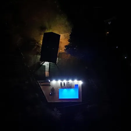 Vikendica Nature Park בית נופש *