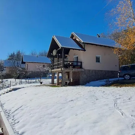 Vikendica Nature Park באניה לוקה