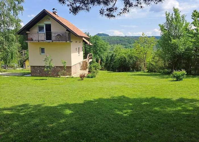 Vikendica Nature Park 度假居 巴尼西卢卡