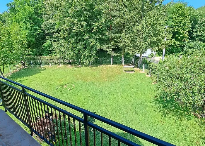 度假居 Vikendica Nature Park